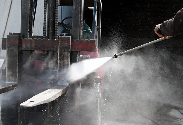 Best Gas Station Cleaning  in Liberty Triangle, FL